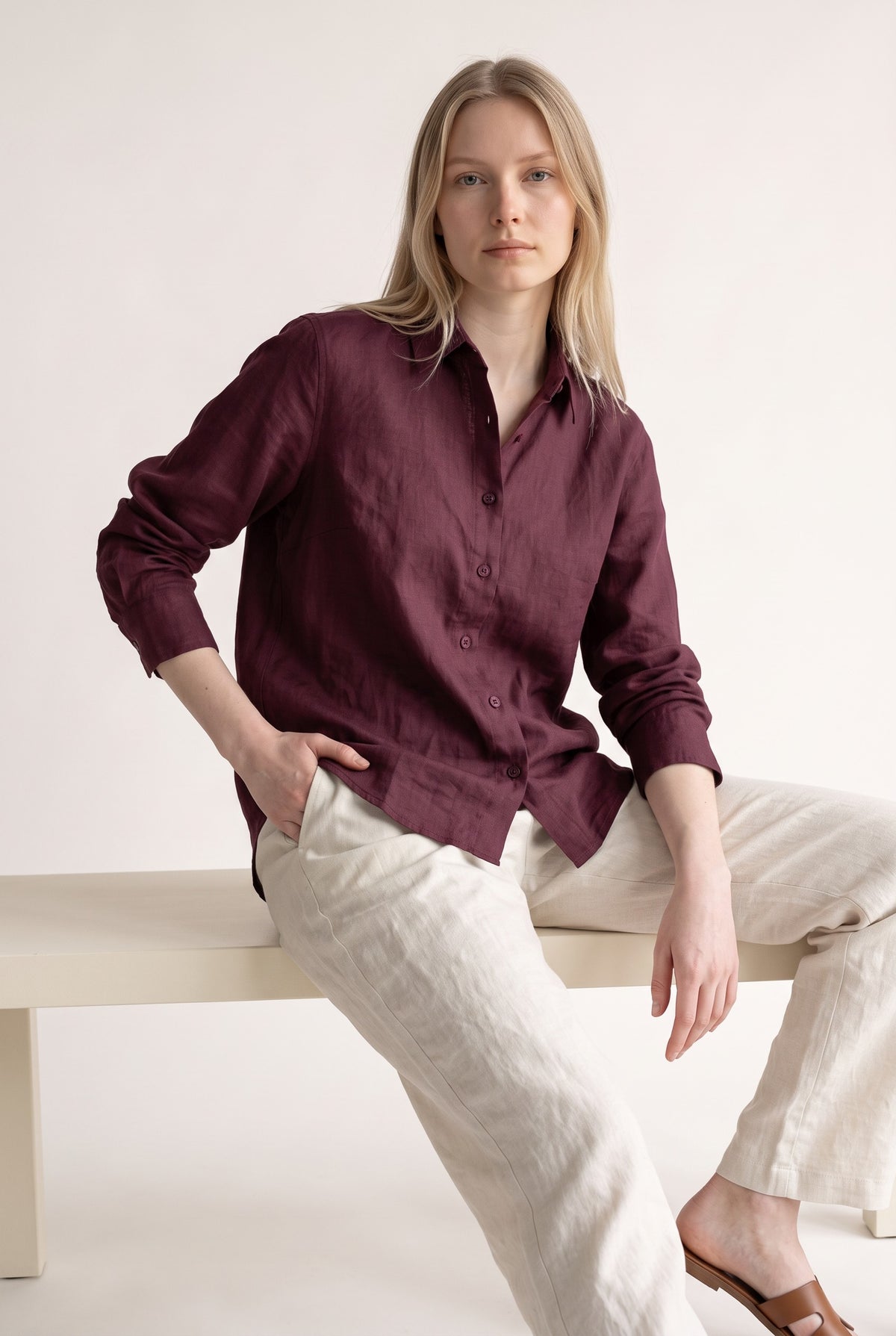 Tara Linen Shirt in Burgundy