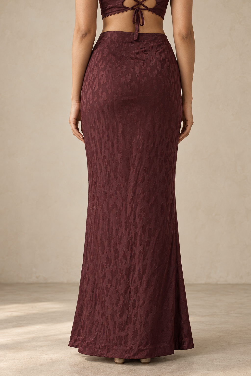 Mira Skirt In Burgundy